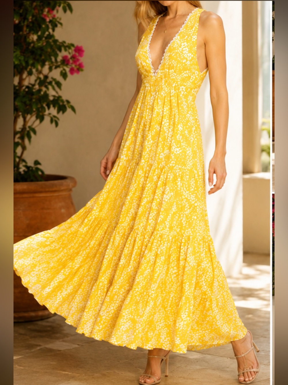 Cute yellow dress brand new